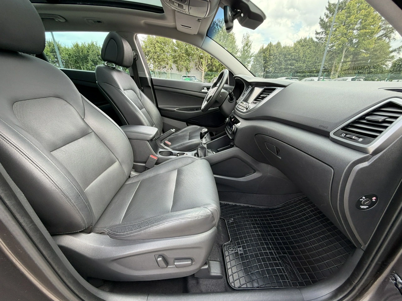 Hyundai Tucson - Zdjęcie 34