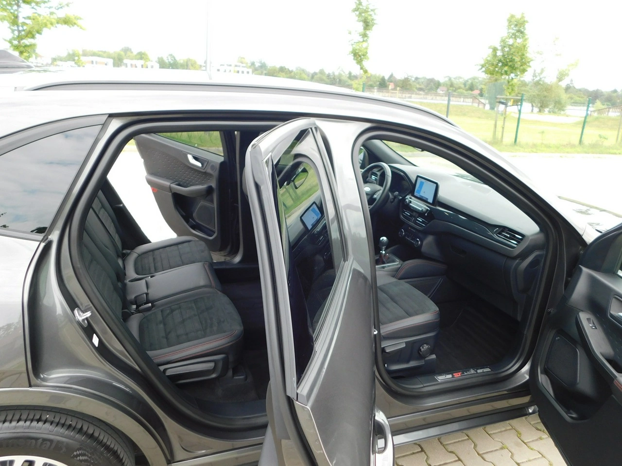 Ford Kuga - Zdjęcie 4