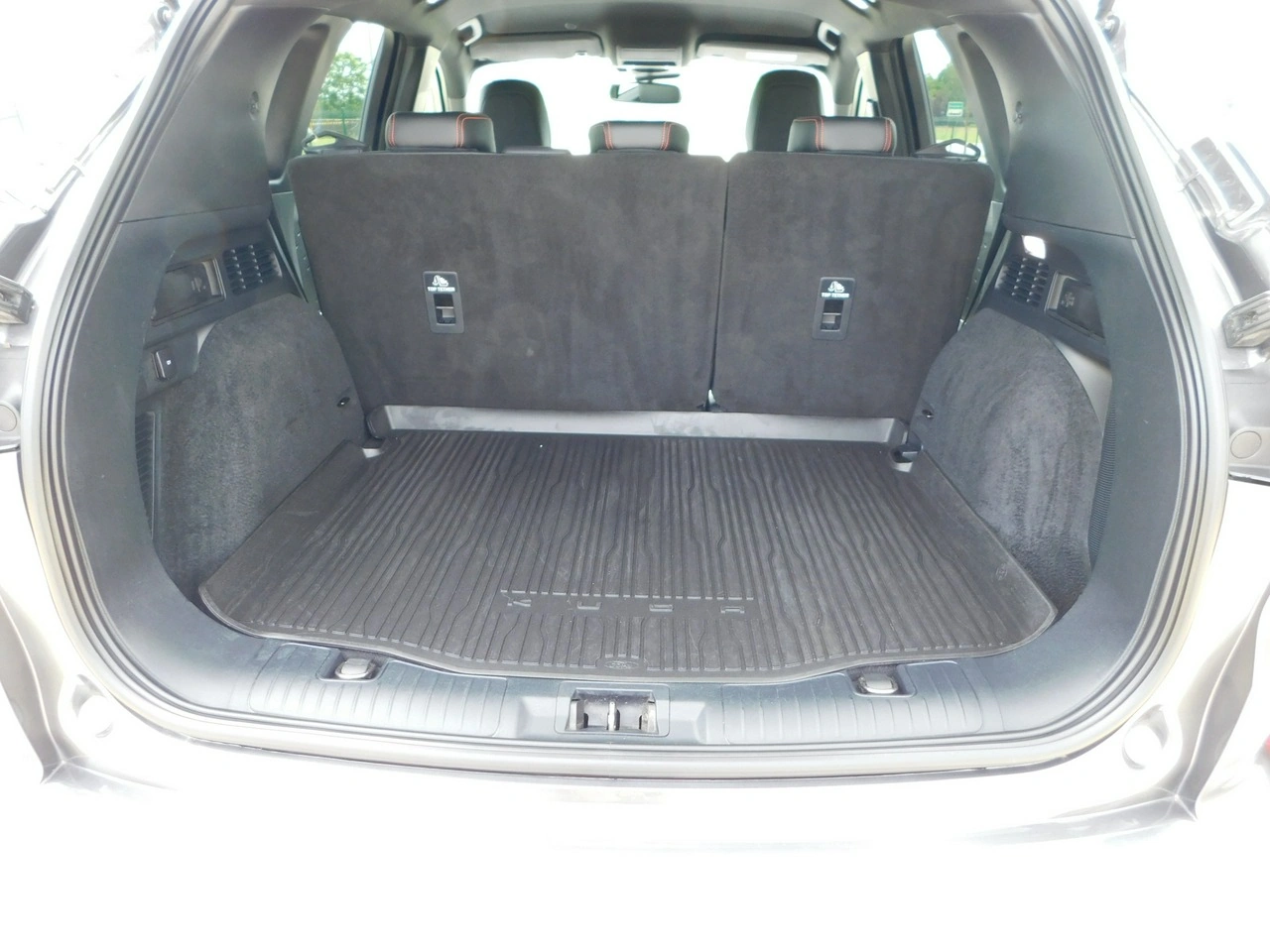 Ford Kuga - Zdjęcie 5