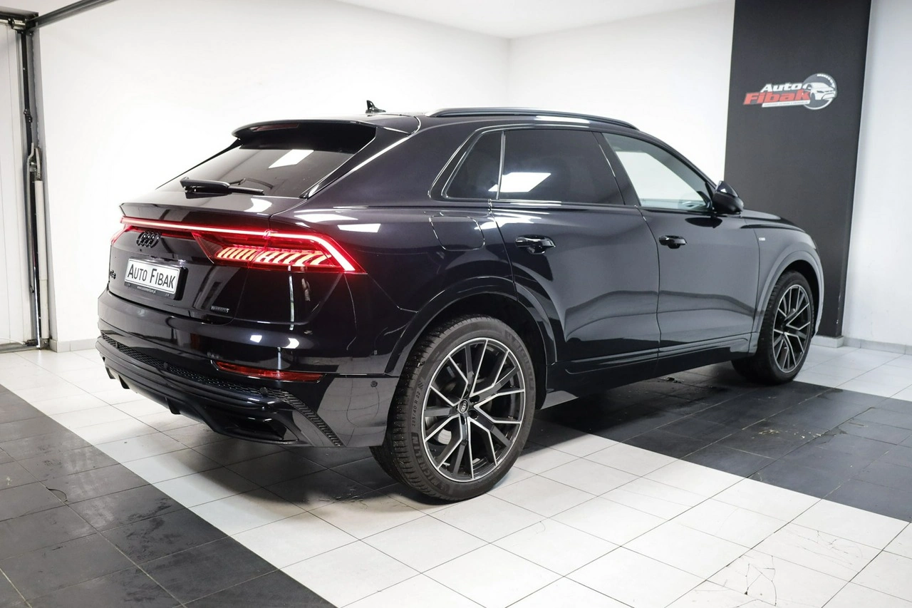 Audi Q8 - Zdjęcie 11