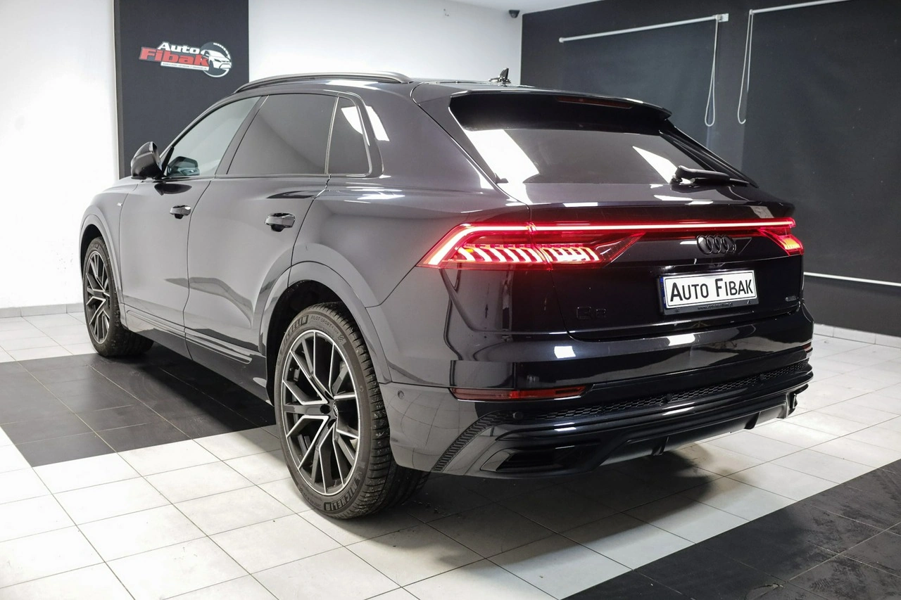 Audi Q8 - Zdjęcie 8