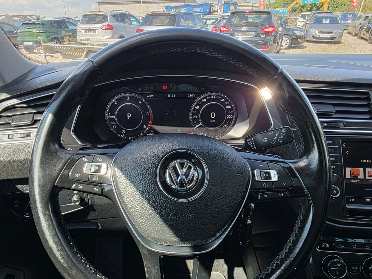 Volkswagen Tiguan - Zdjęcie 15