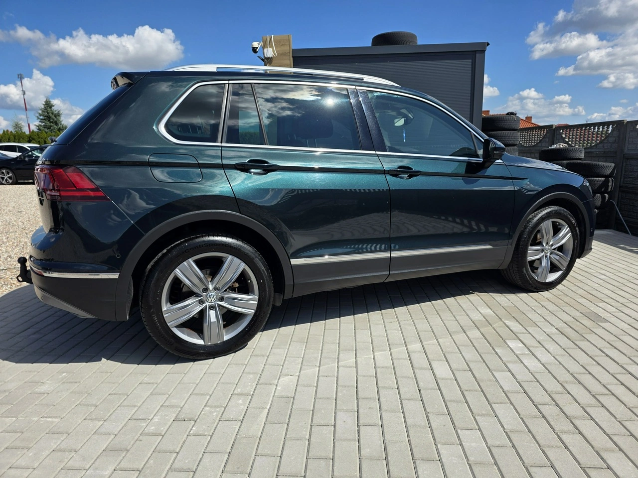 Volkswagen Tiguan - Zdjęcie 19