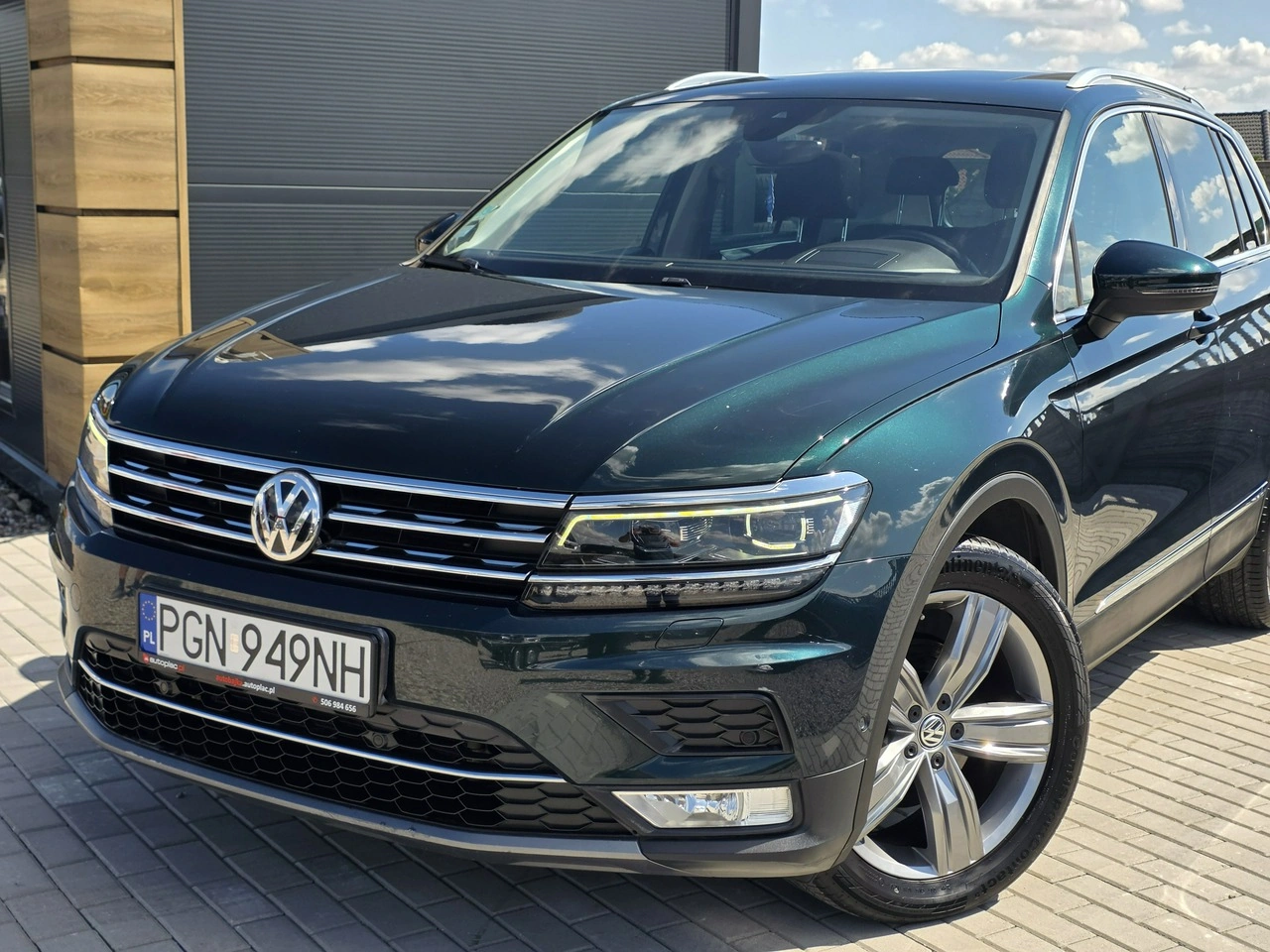 Volkswagen Tiguan - Główne zdjęcie