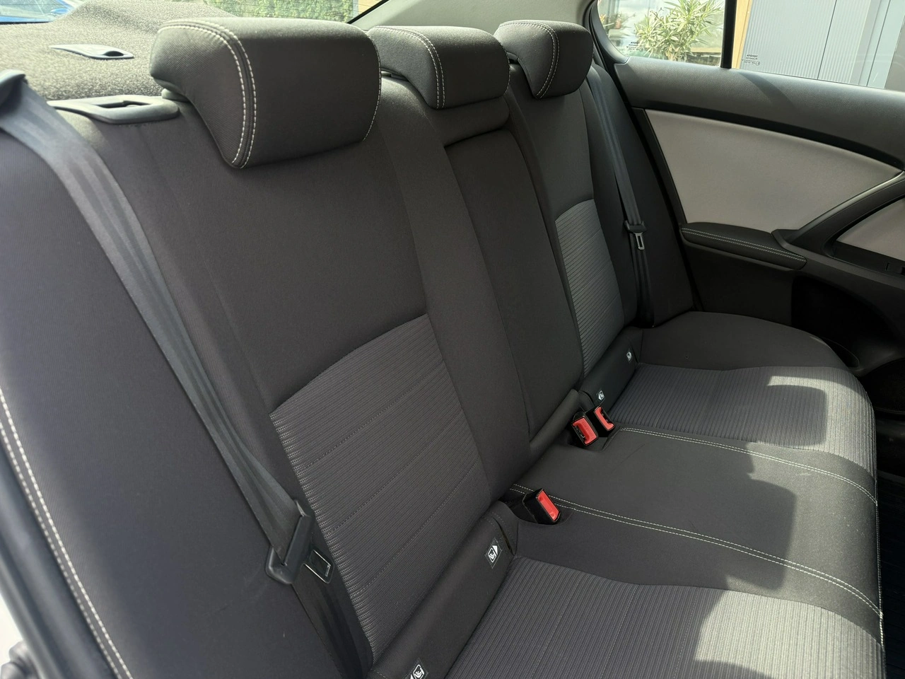Toyota Avensis - Zdjęcie 26