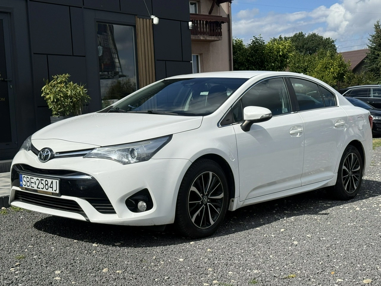 Toyota Avensis - Zdjęcie 4