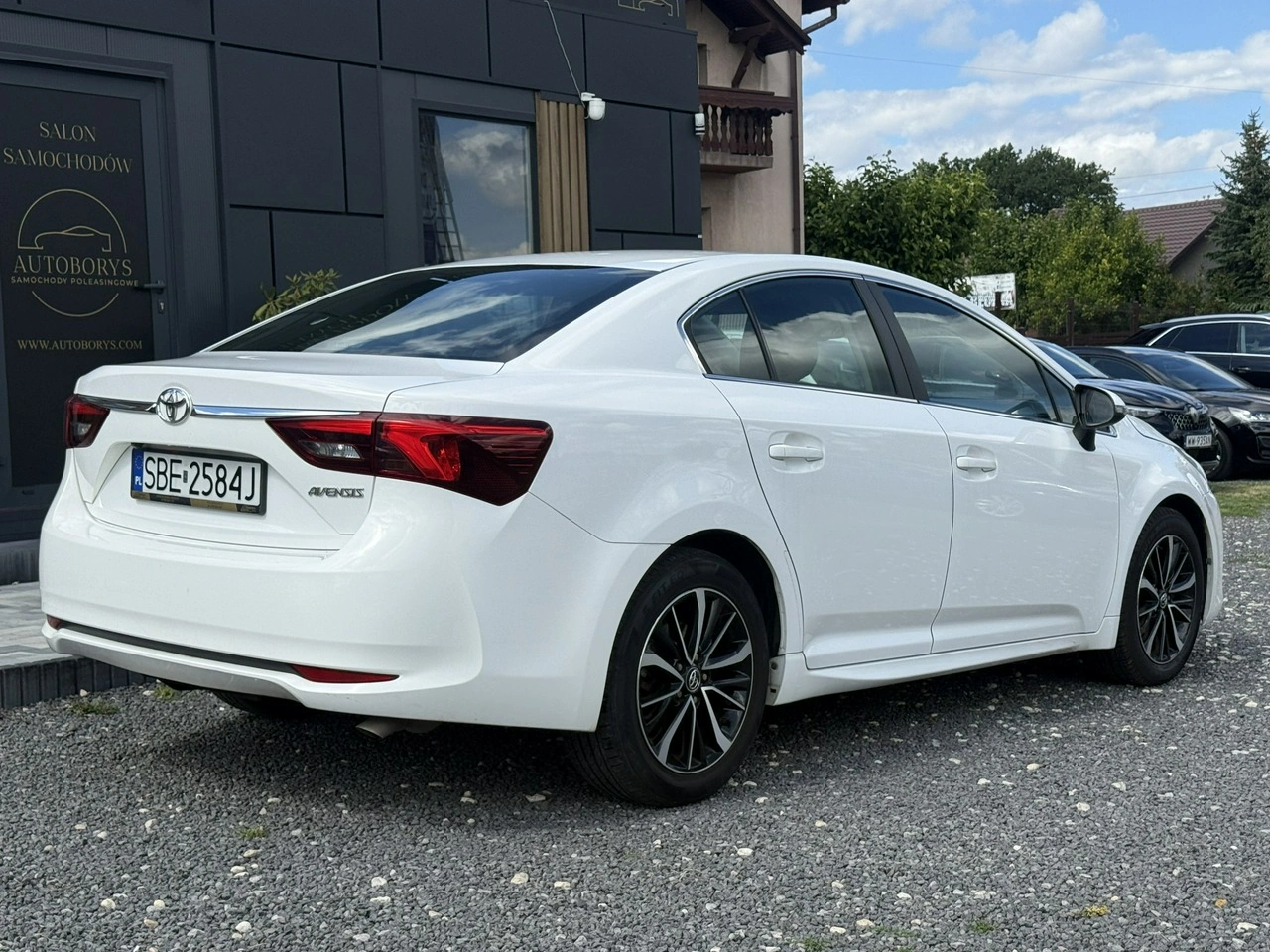 Toyota Avensis - Zdjęcie 8