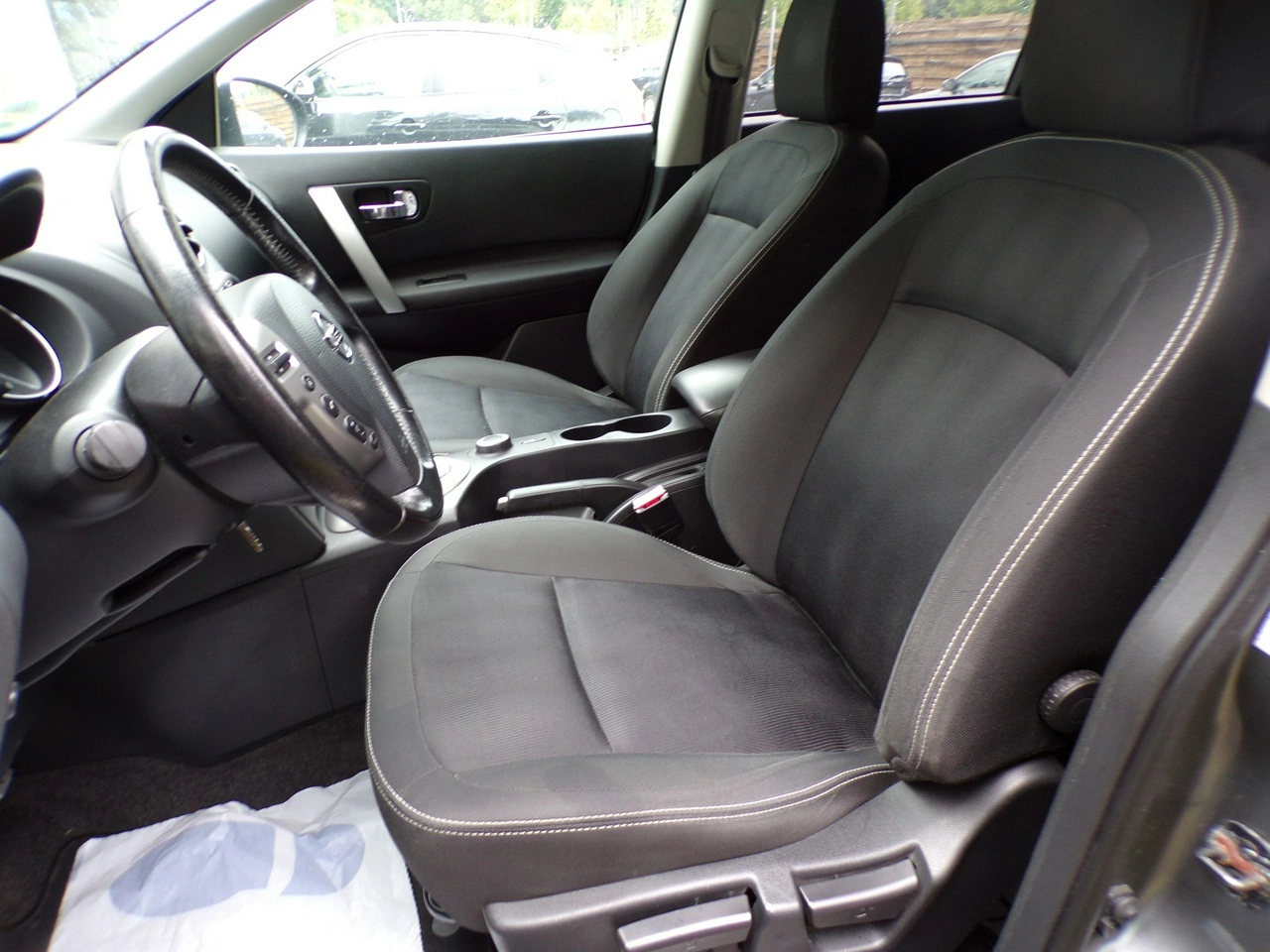 Nissan Qashqai - Zdjęcie 21