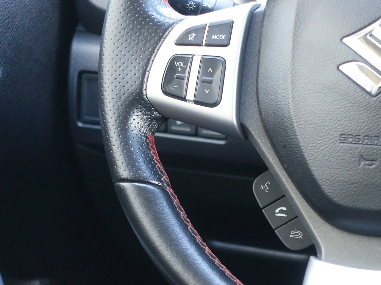 Suzuki Vitara - Zdjęcie 26