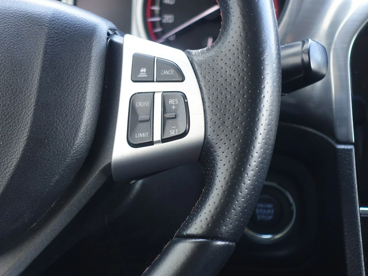 Suzuki Vitara - Zdjęcie 27
