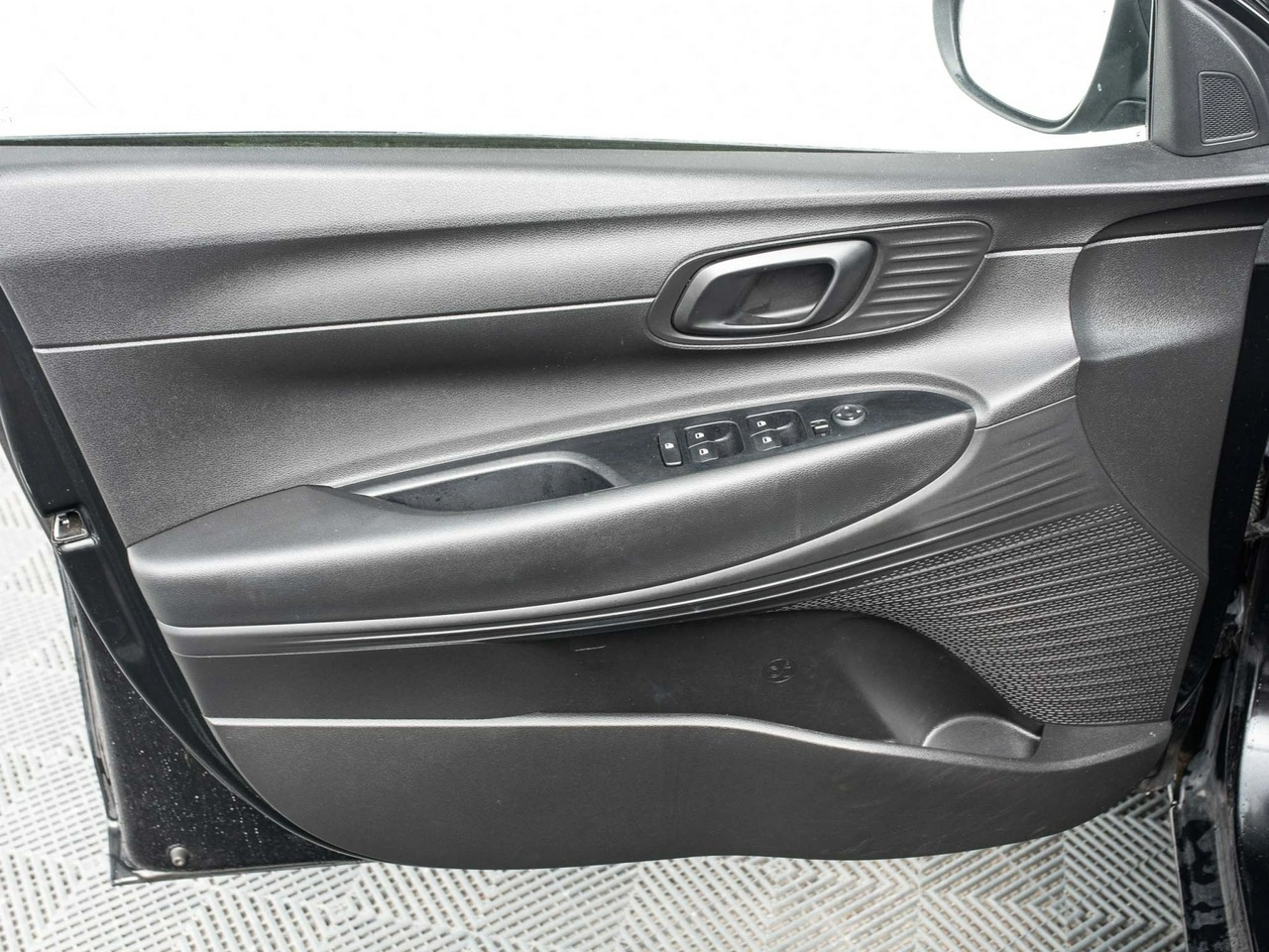 Hyundai i20 - Zdjęcie 8