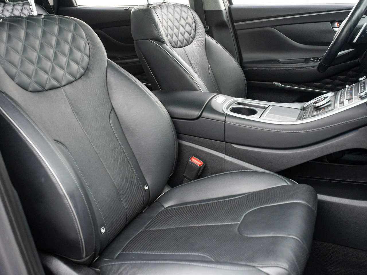 Hyundai Santa Fe - Zdjęcie 28