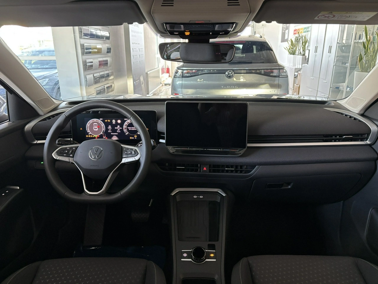 Volkswagen T-Roc - Zdjęcie 15