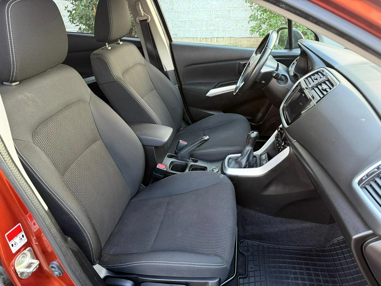 Suzuki SX4 S-Cross - Zdjęcie 9