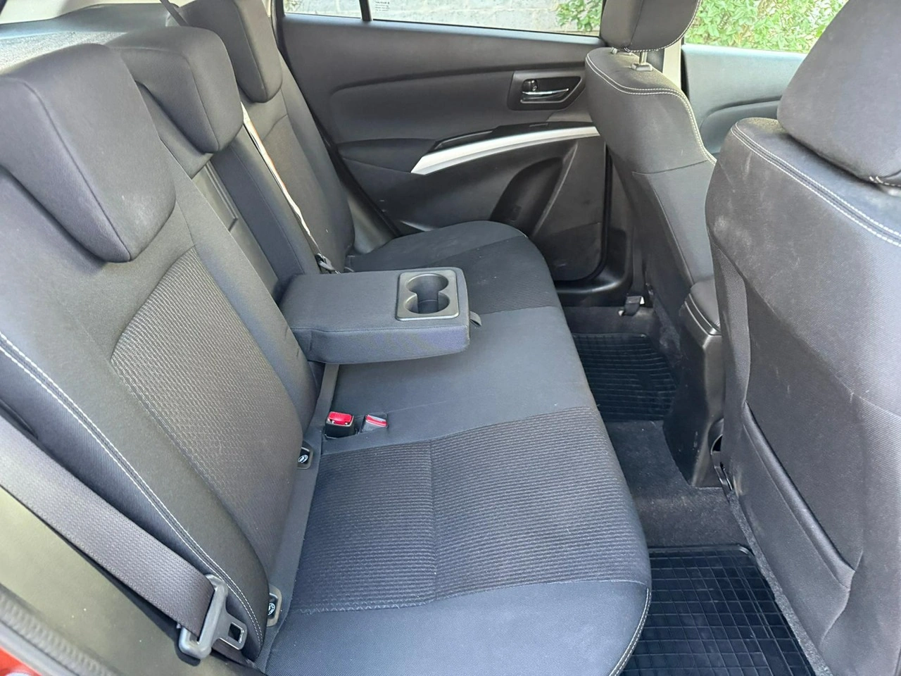 Suzuki SX4 S-Cross - Zdjęcie 10