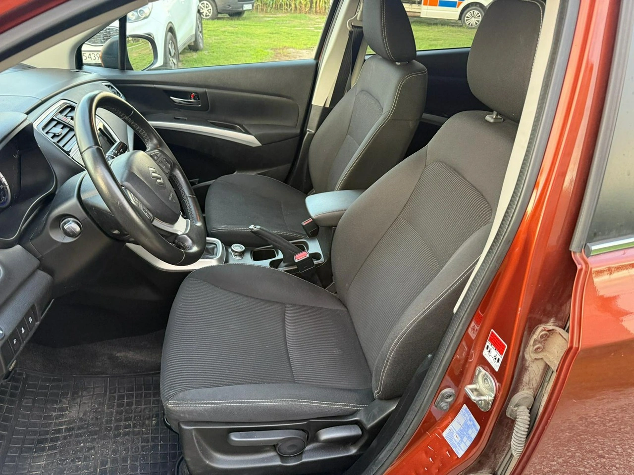 Suzuki SX4 S-Cross - Zdjęcie 13