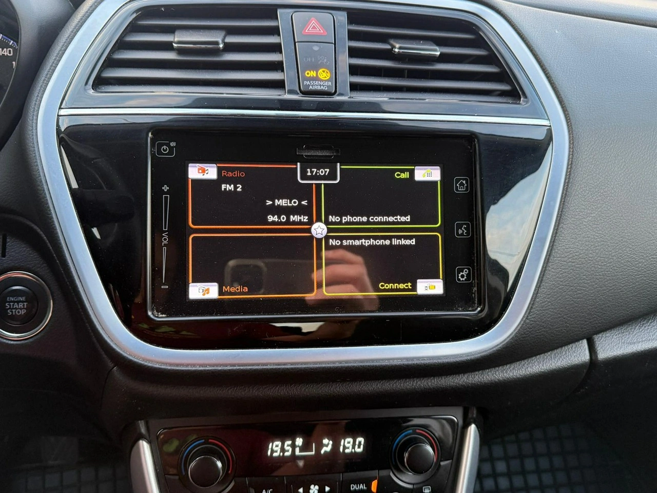 Suzuki SX4 S-Cross - Zdjęcie 15