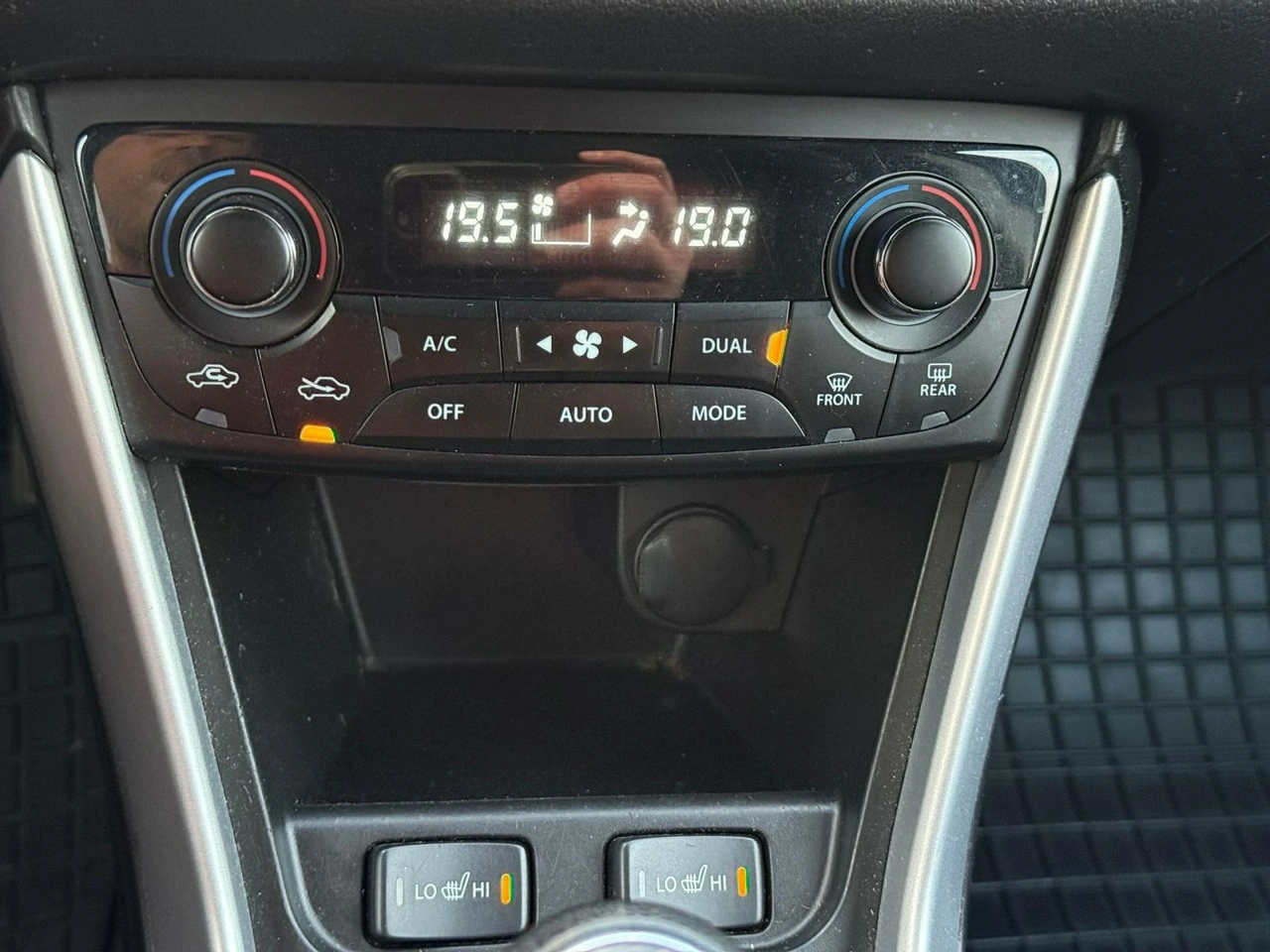 Suzuki SX4 S-Cross - Zdjęcie 16