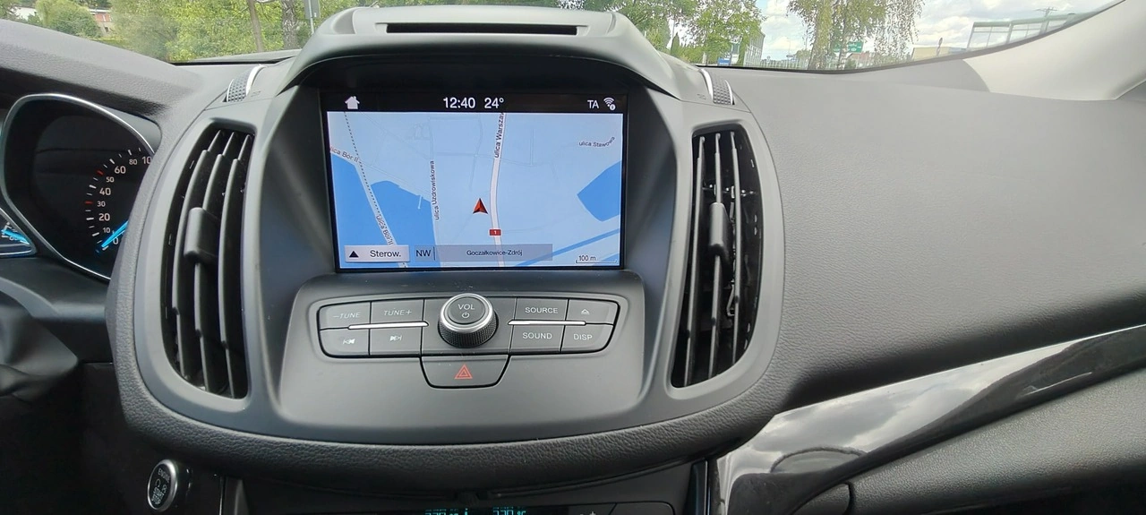 Ford Kuga - Zdjęcie 9