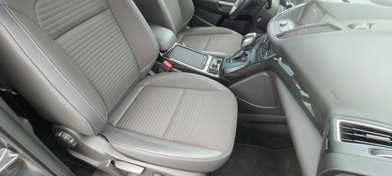 Ford Kuga - Zdjęcie 13