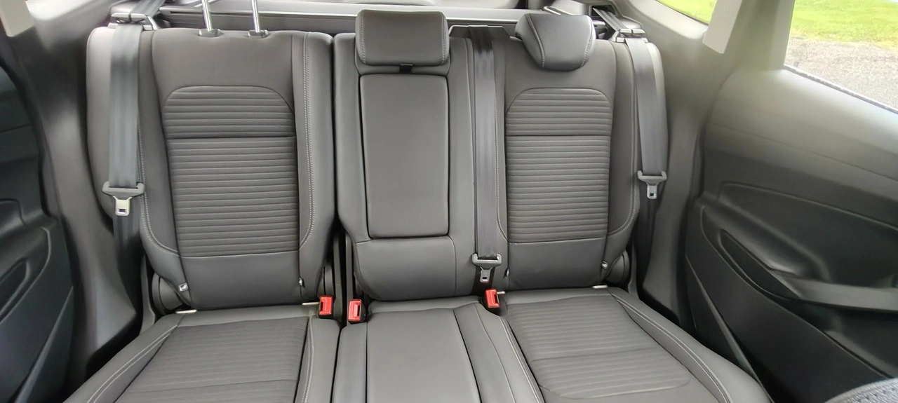 Ford Kuga - Zdjęcie 15