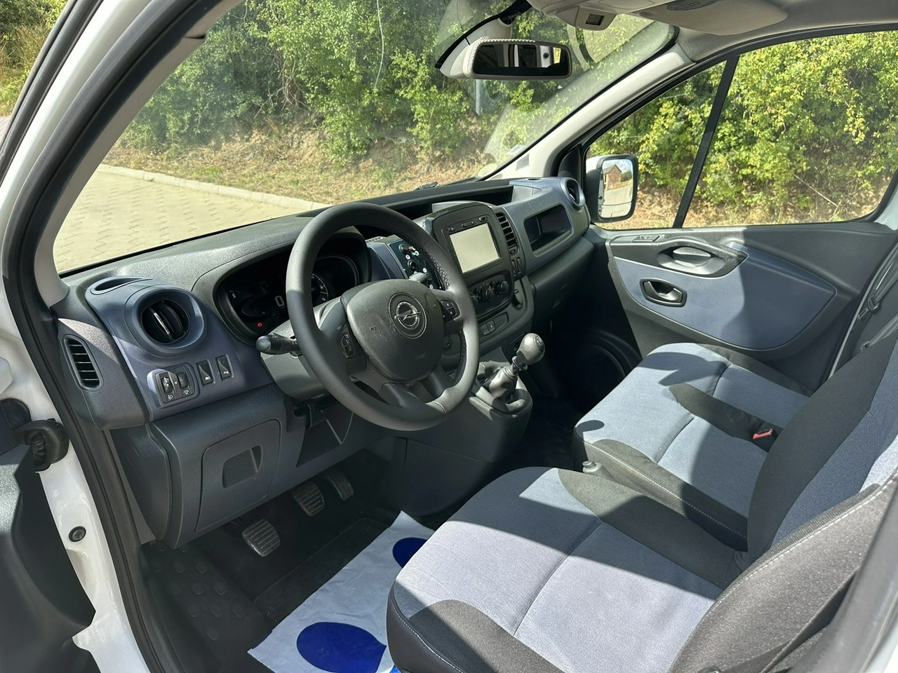 Opel Vivaro - Zdjęcie 11