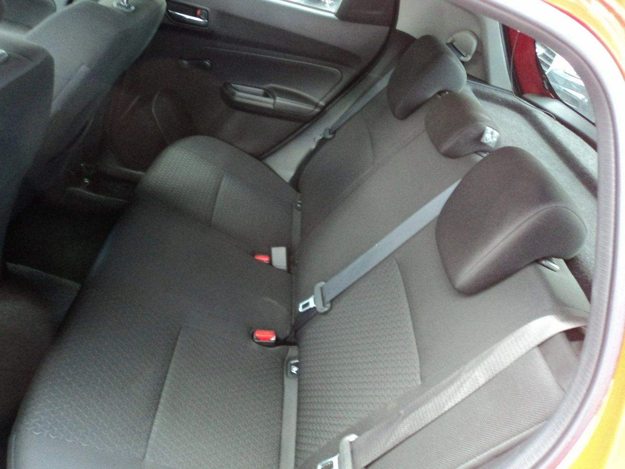 Suzuki Swift - Zdjęcie 7