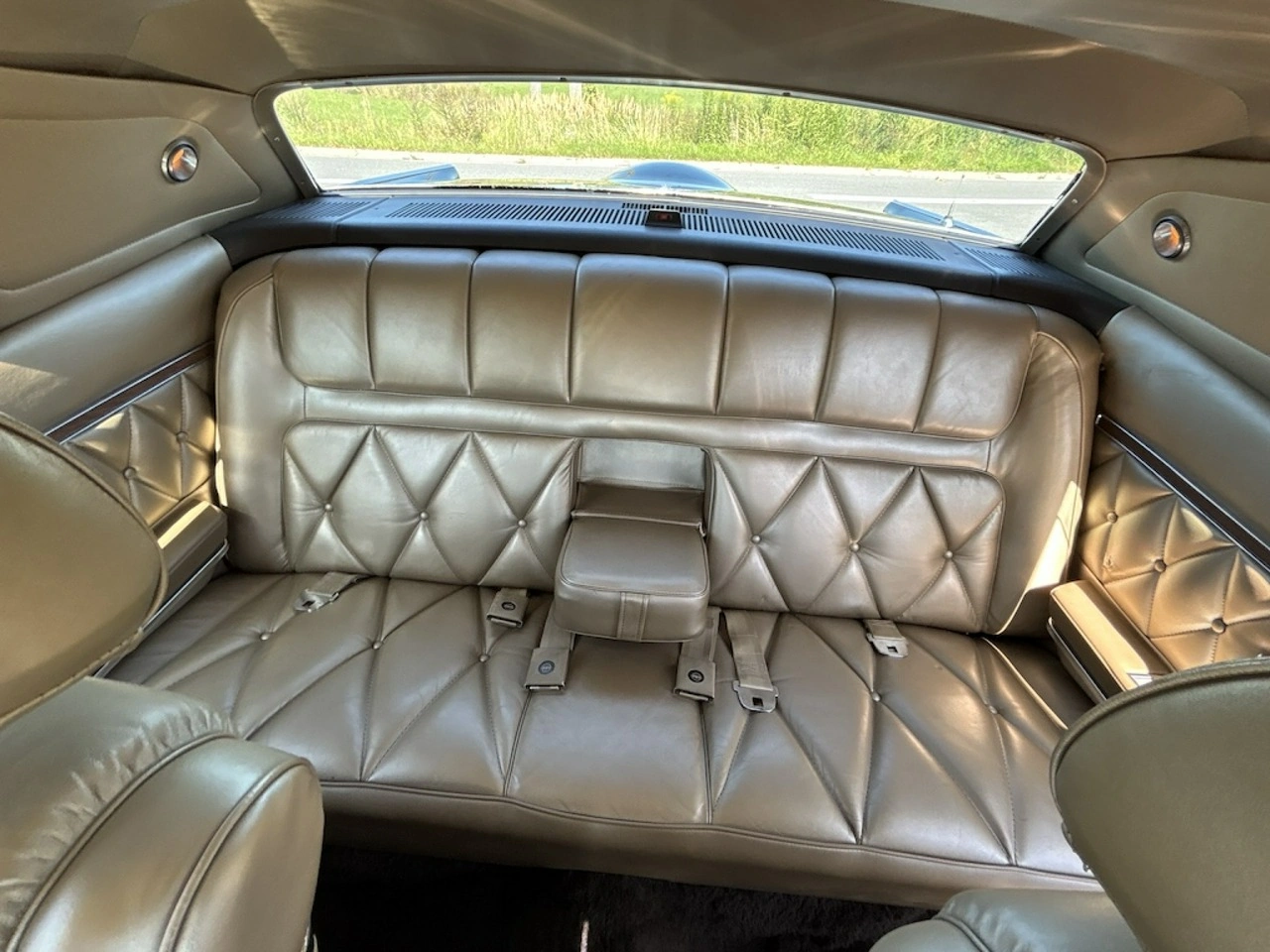 Lincoln Continental - Zdjęcie 11