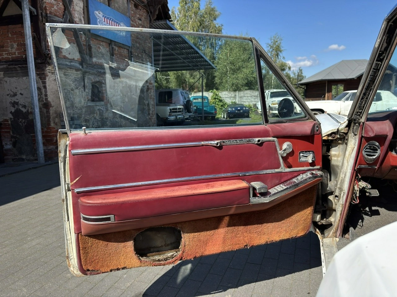 Cadillac Deville - Zdjęcie 27