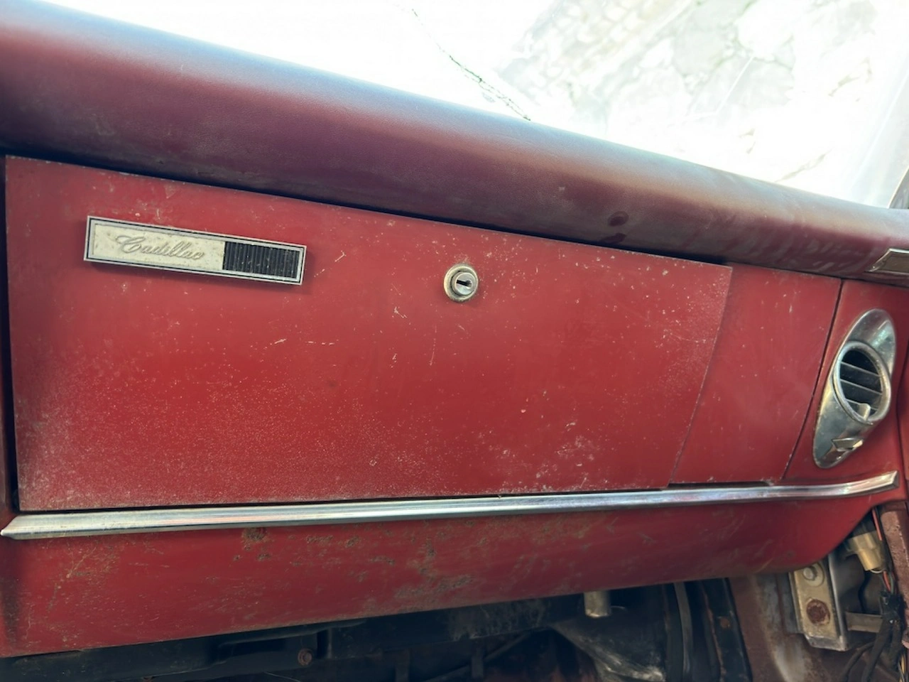 Cadillac Deville - Zdjęcie 33