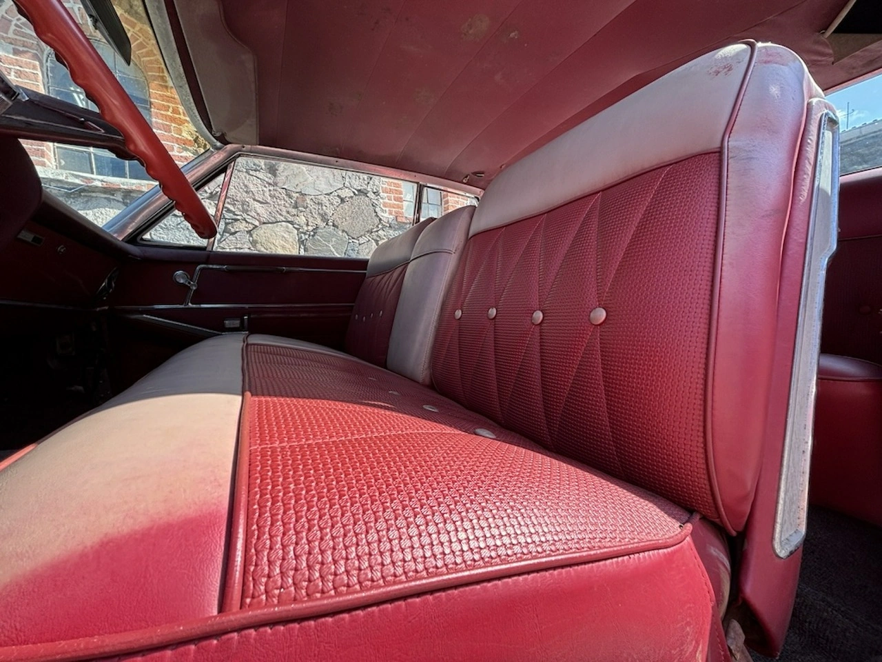 Cadillac Deville - Zdjęcie 34