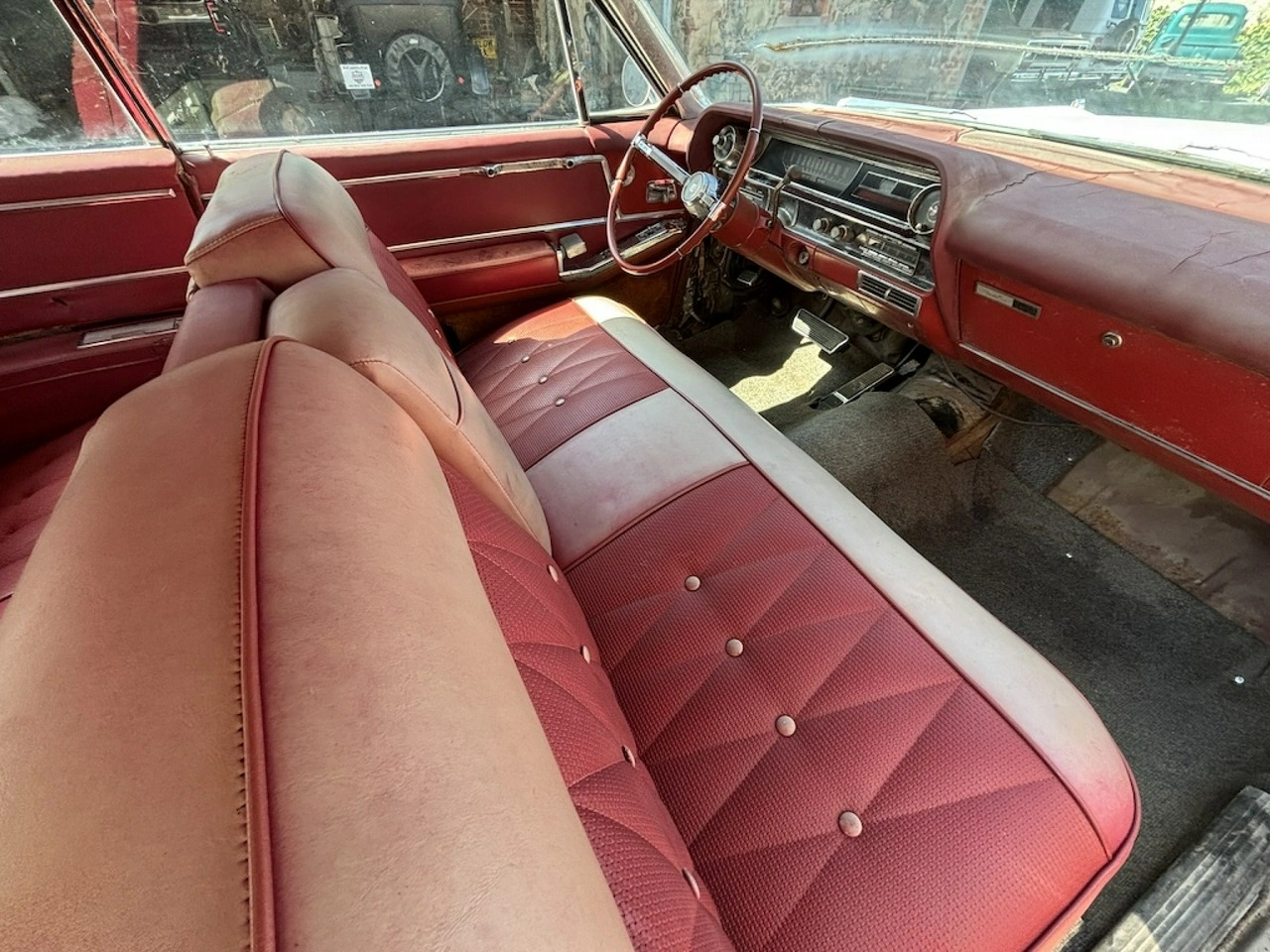 Cadillac Deville - Zdjęcie 36