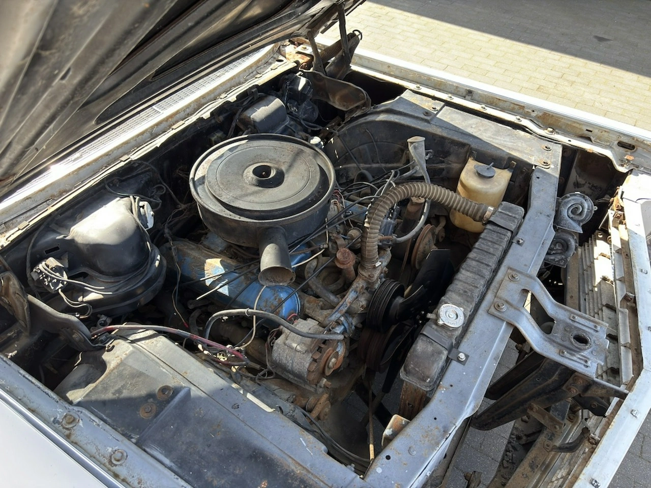 Cadillac Deville - Zdjęcie 43