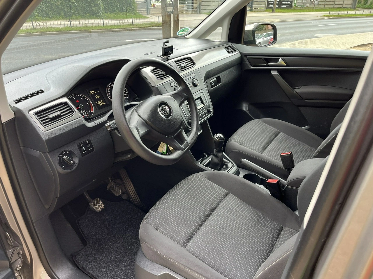 Volkswagen Caddy - Zdjęcie 9