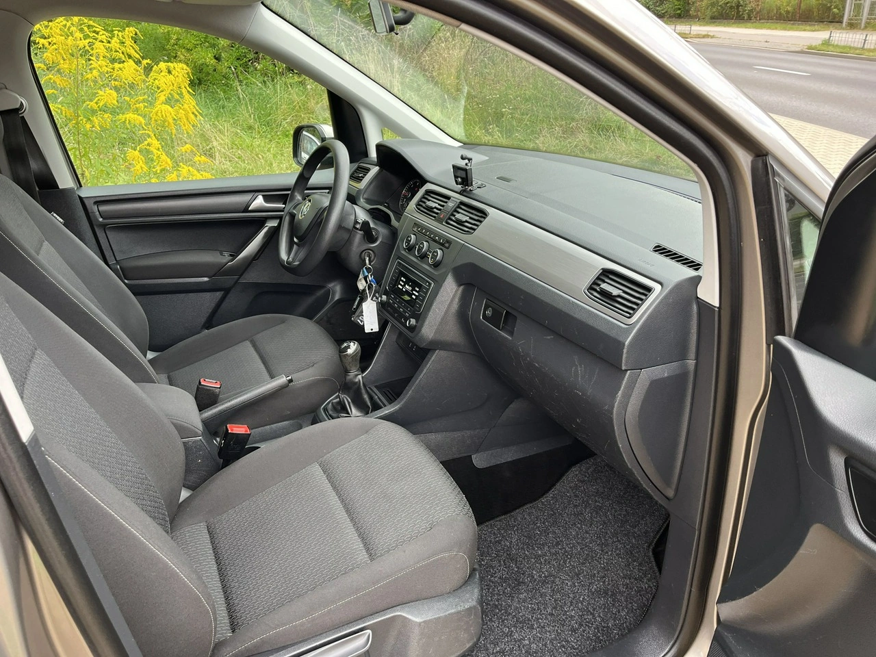 Volkswagen Caddy - Zdjęcie 14