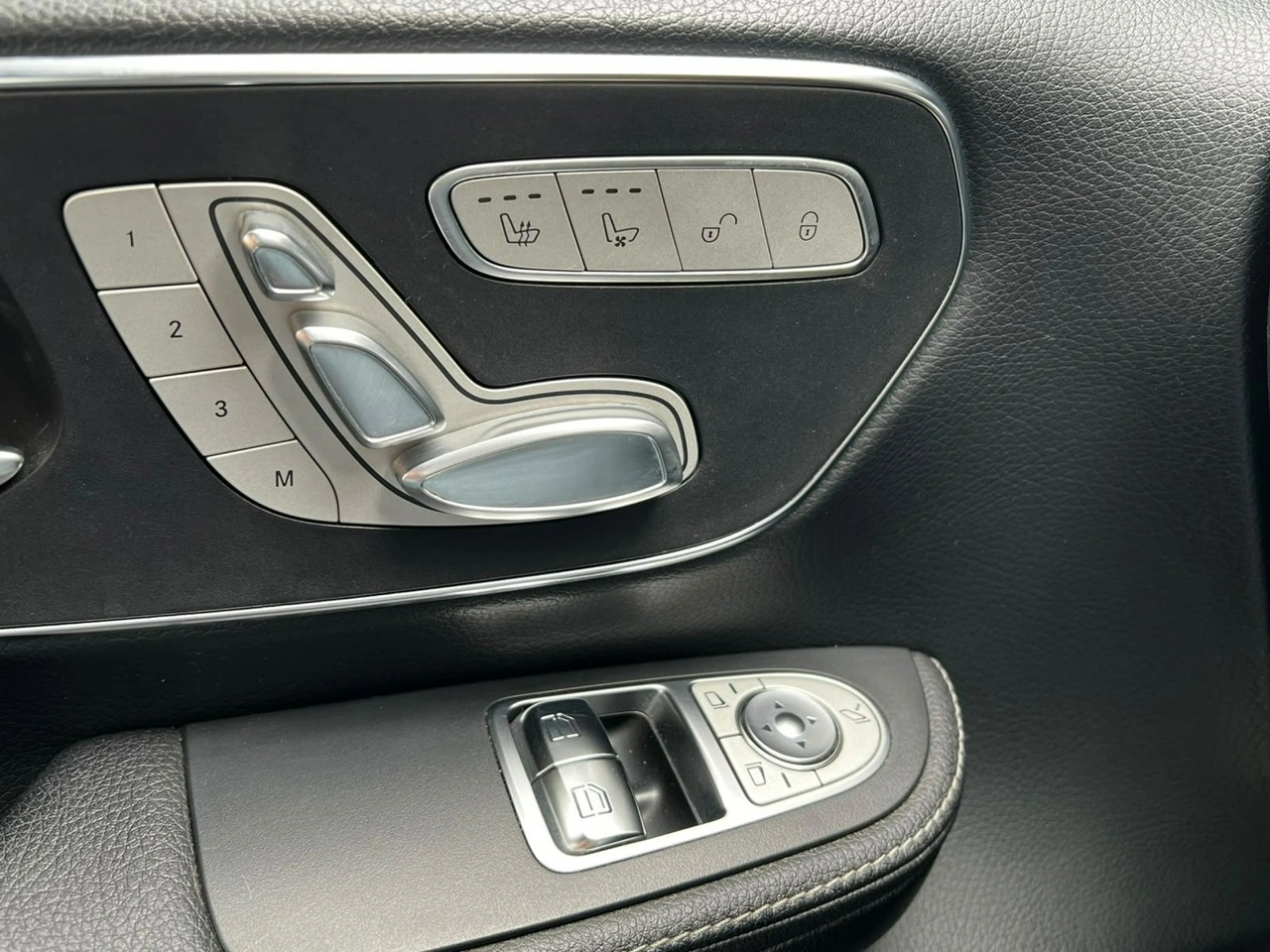 Mercedes V 300 - Zdjęcie 10