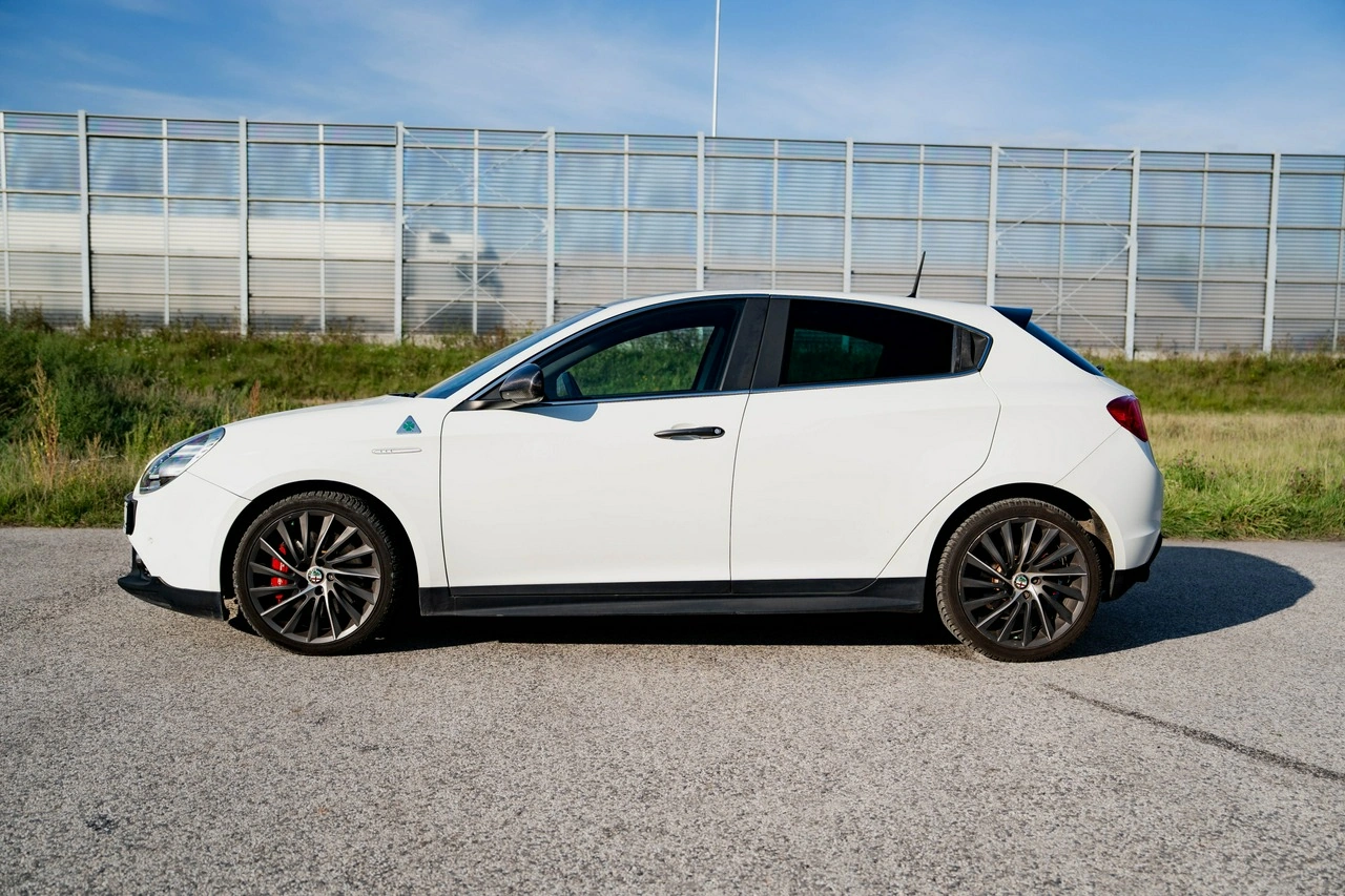 Alfa Romeo Giulietta - Zdjęcie 9
