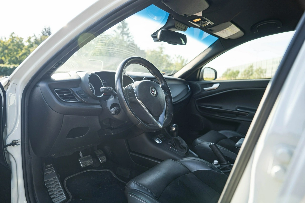 Alfa Romeo Giulietta - Zdjęcie 15