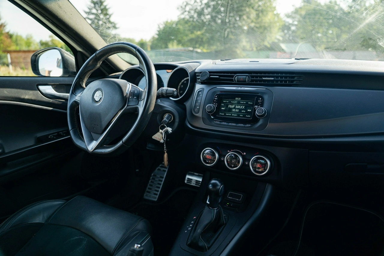 Alfa Romeo Giulietta - Zdjęcie 20