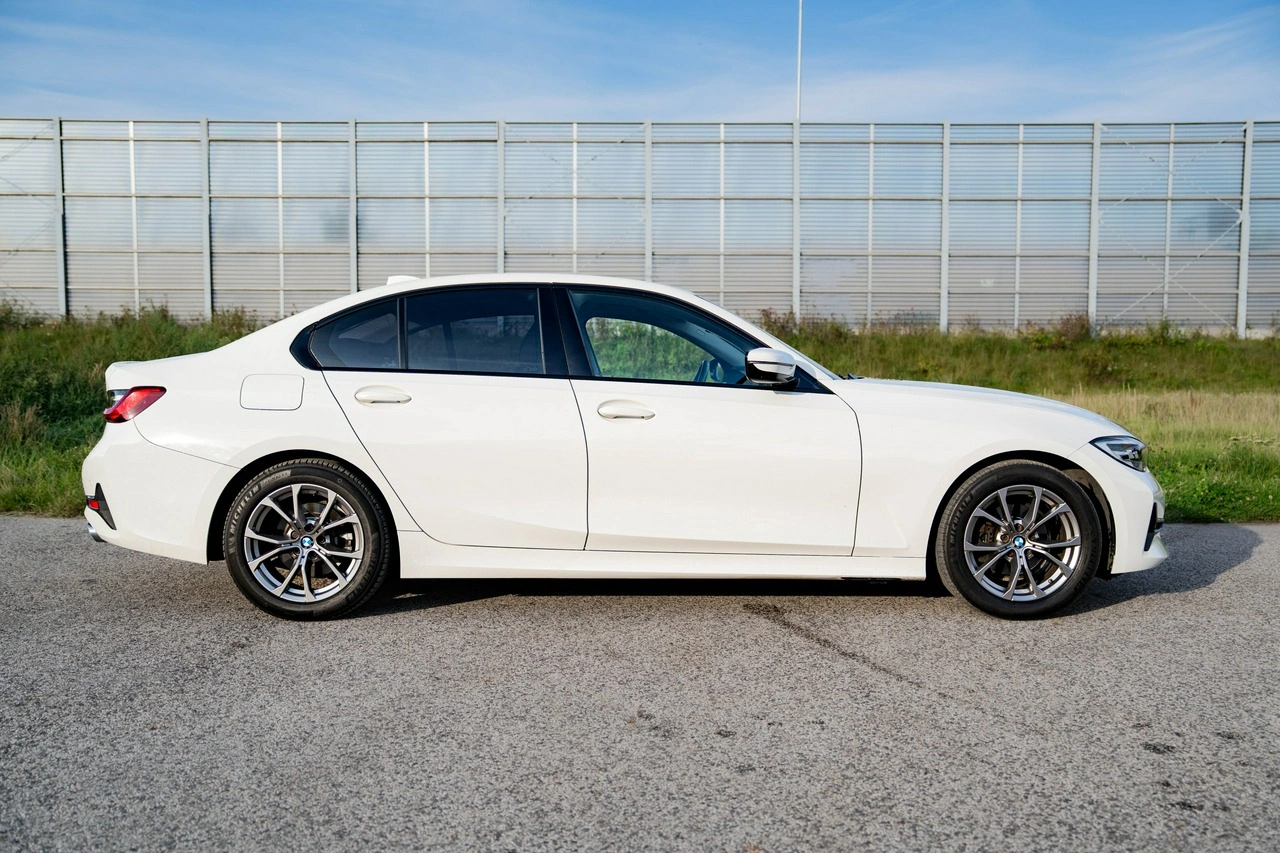 BMW 318 - Zdjęcie 8