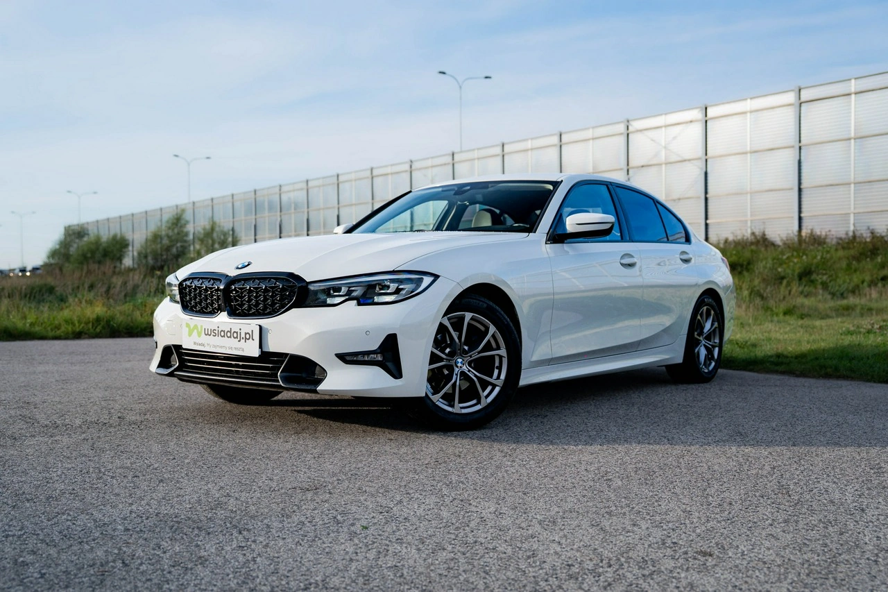BMW 318 - Główne zdjęcie