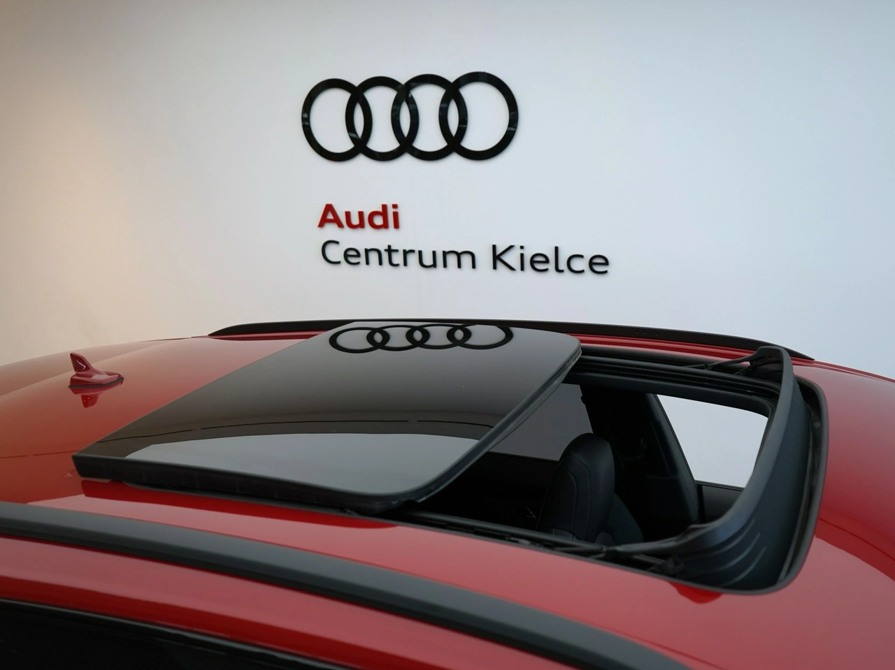 Audi Q8 - Zdjęcie 10