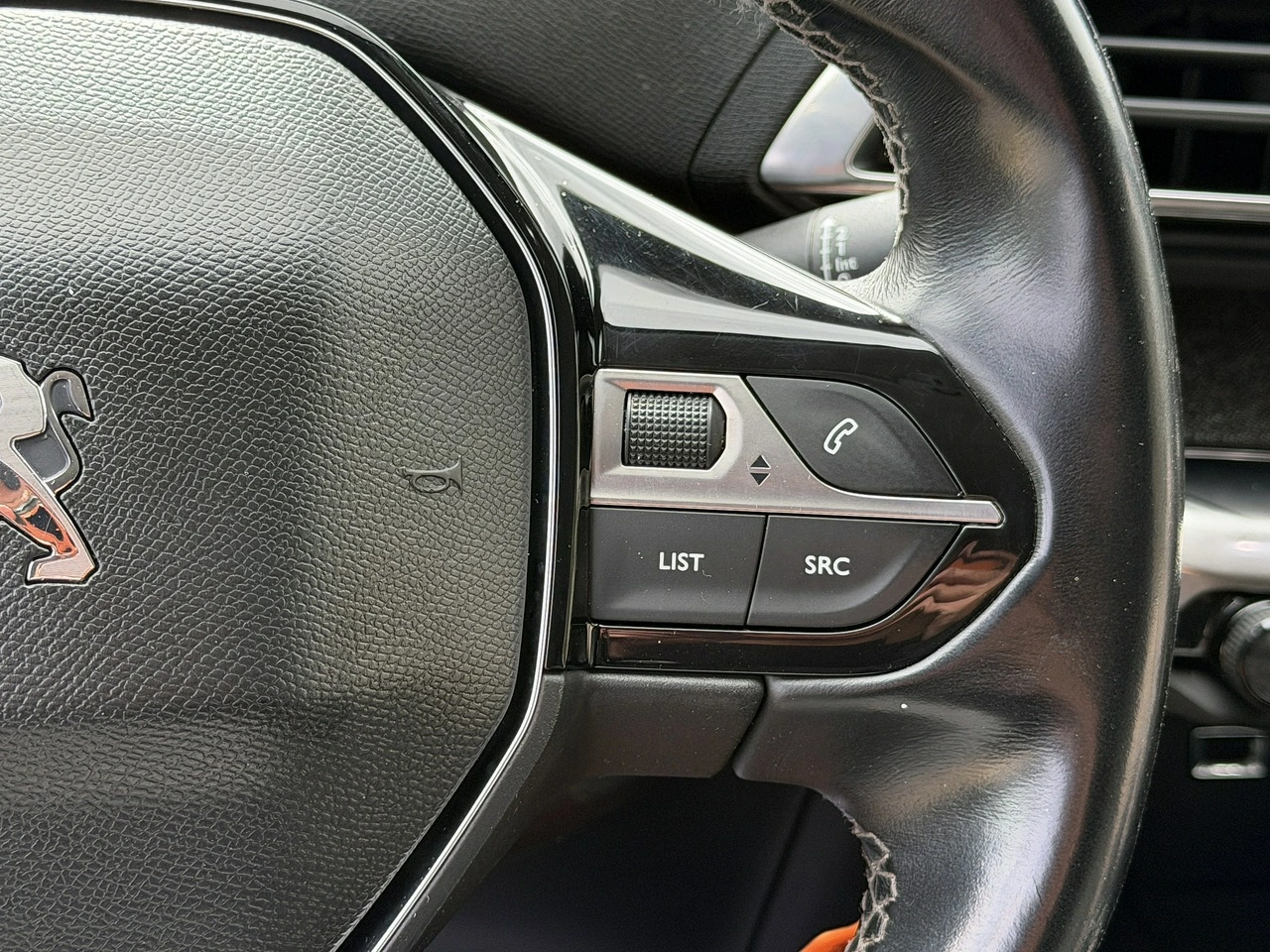 Peugeot 3008 - Zdjęcie 10