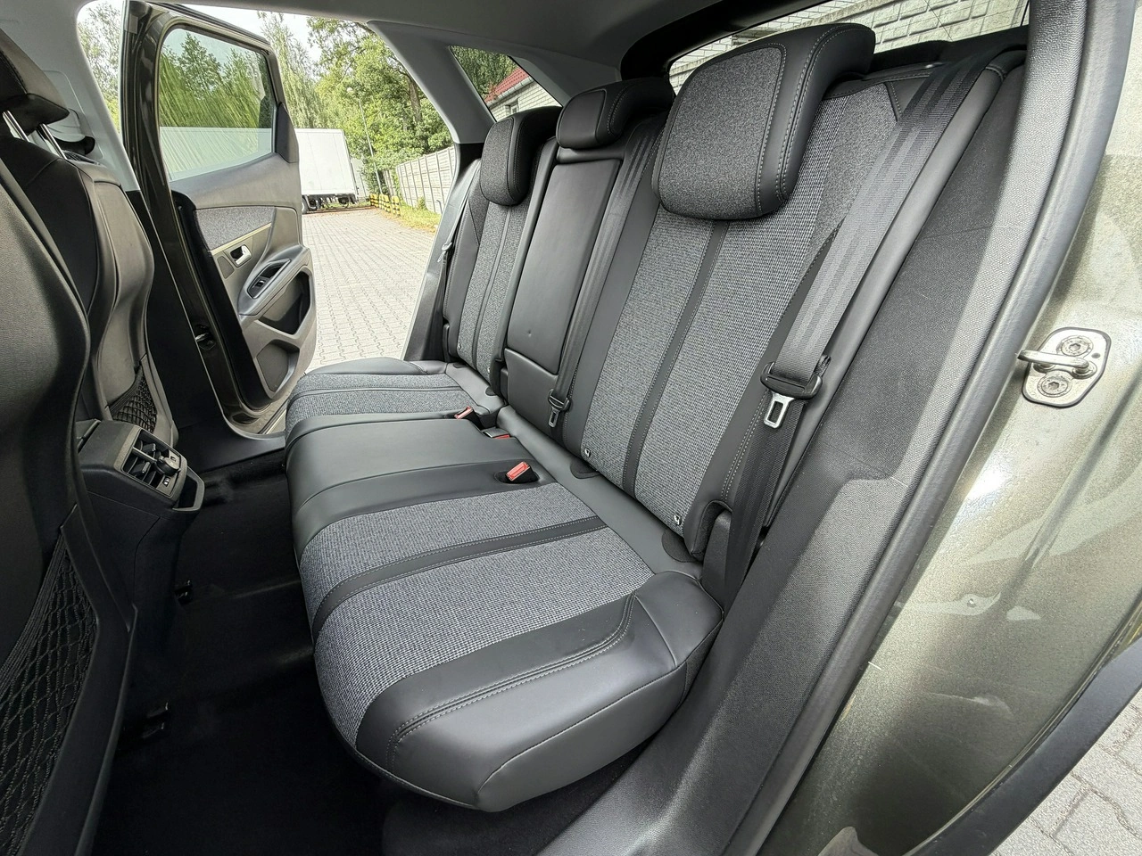 Peugeot 3008 - Zdjęcie 13
