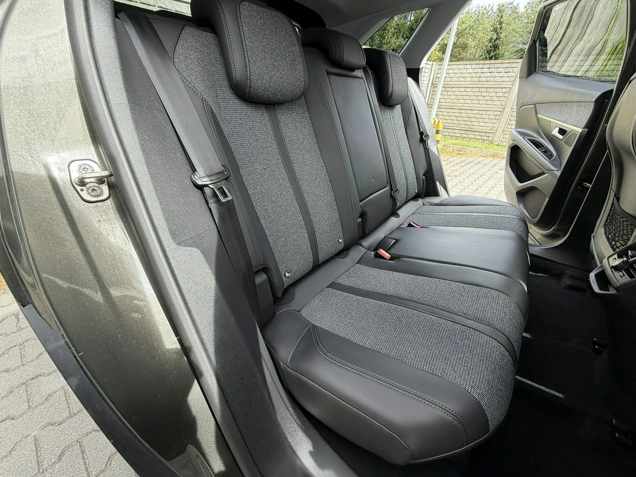 Peugeot 3008 - Zdjęcie 25