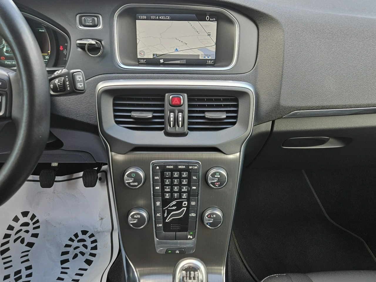 Volvo V40 - Zdjęcie 11