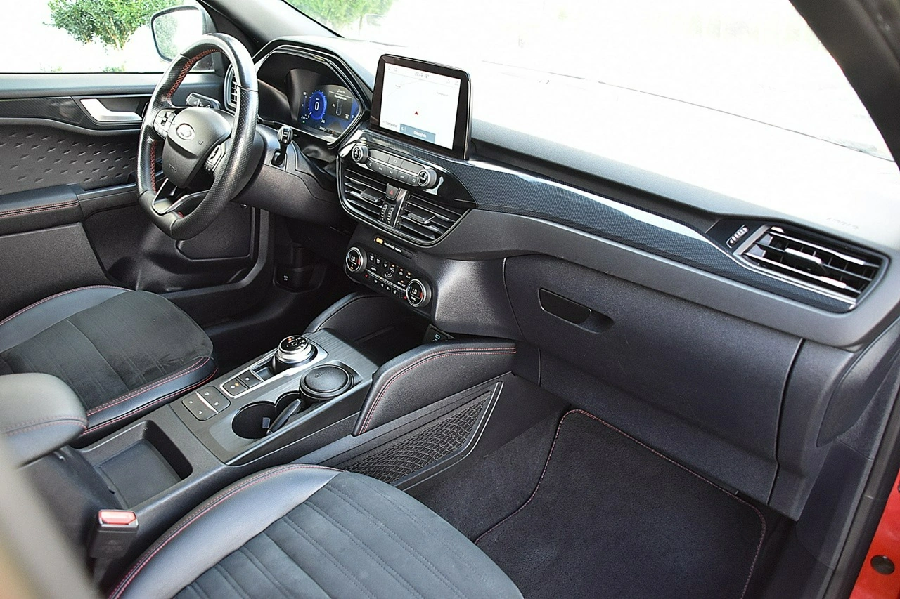 Ford Kuga - Zdjęcie 9