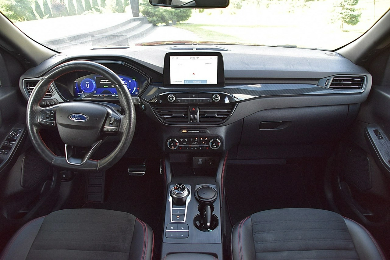 Ford Kuga - Zdjęcie 11