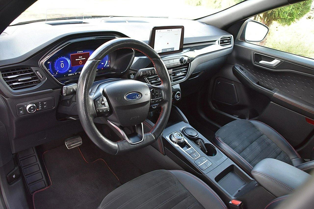 Ford Kuga - Zdjęcie 4