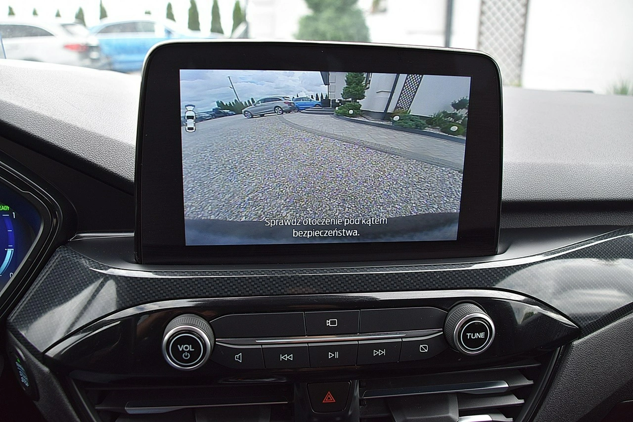 Ford Kuga - Zdjęcie 6
